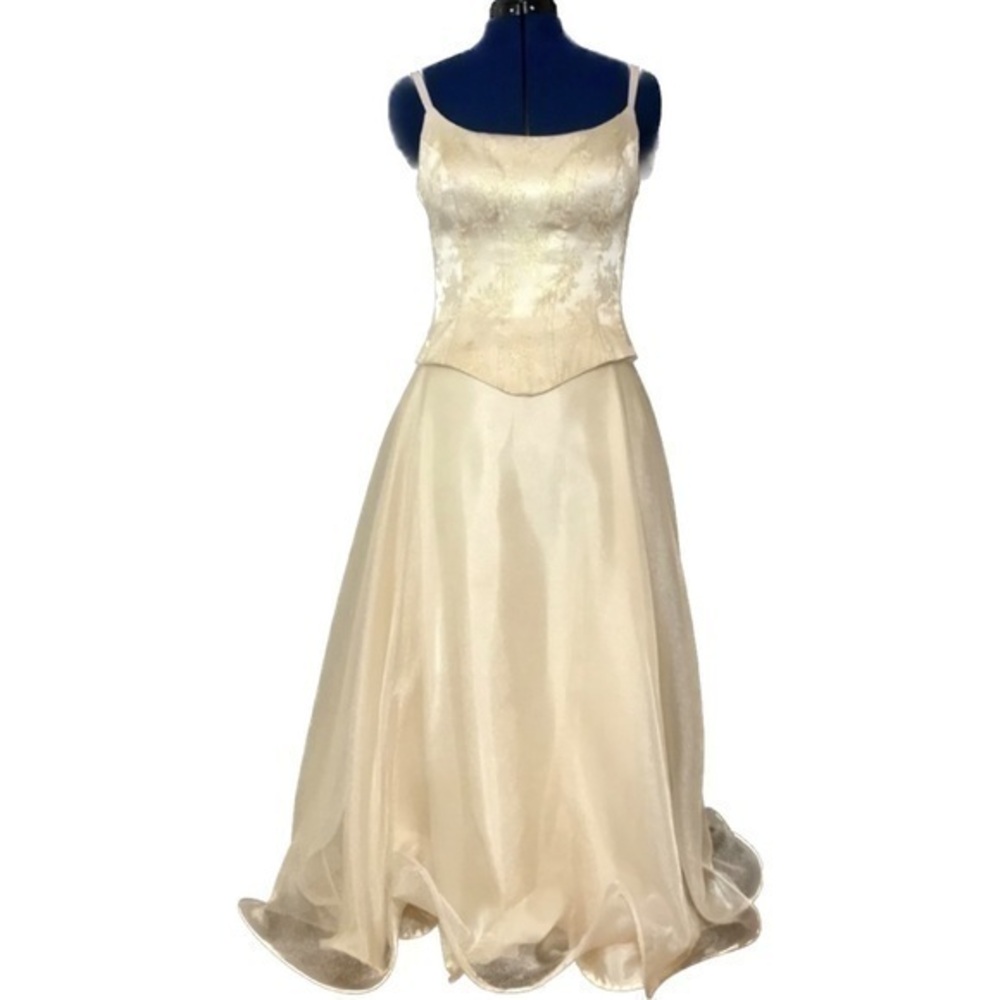 Gold Ballgown - Size 9 /10 Dancesport
